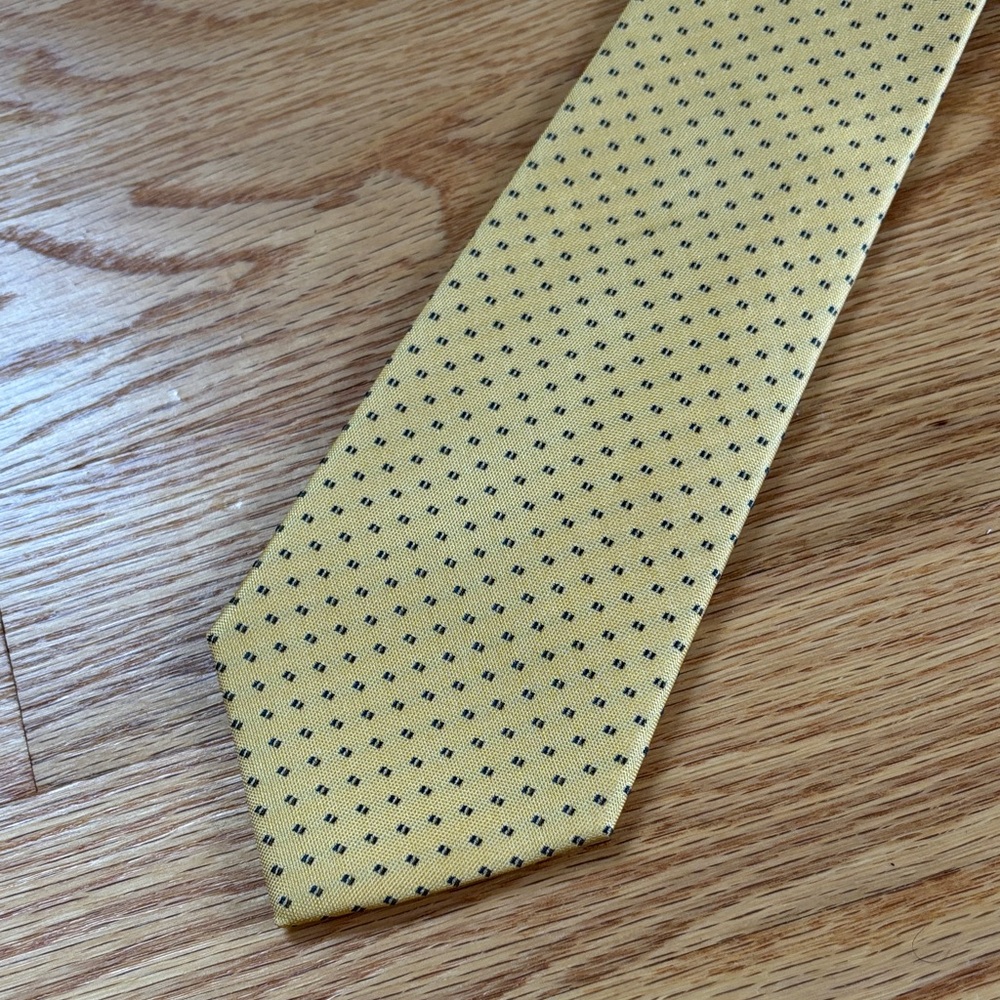 Banana Republic Yellow and Black Dotted Tie